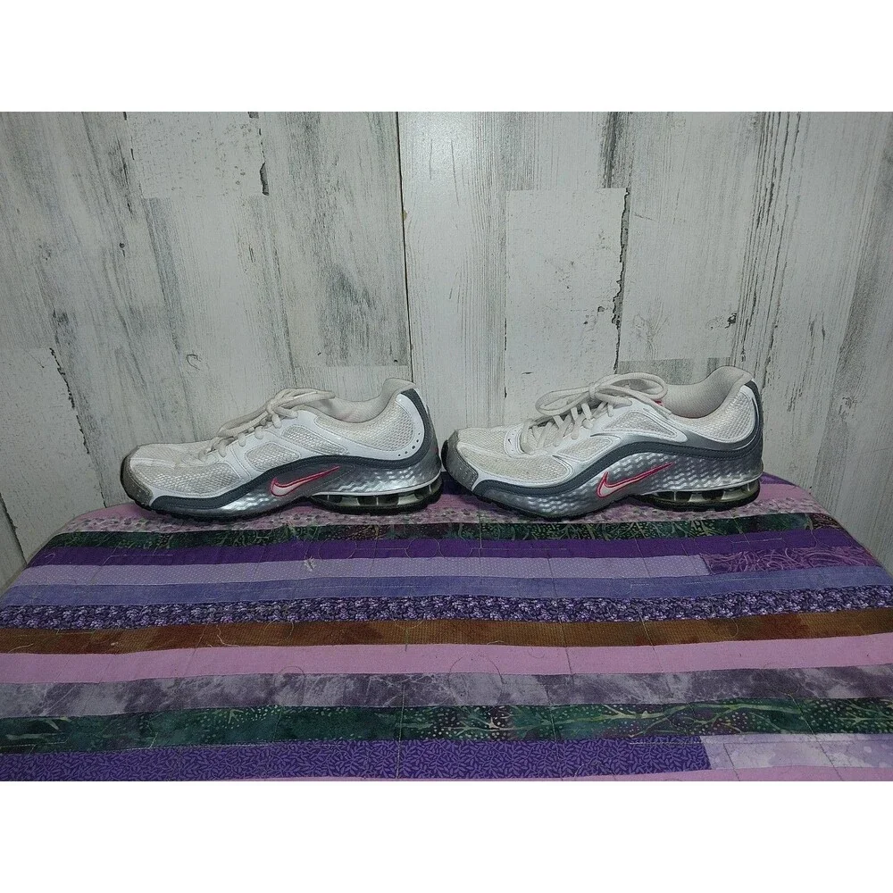 Nike Womens Reax Run 5 407987-116 White Running Shoes Sneakers Size 9
